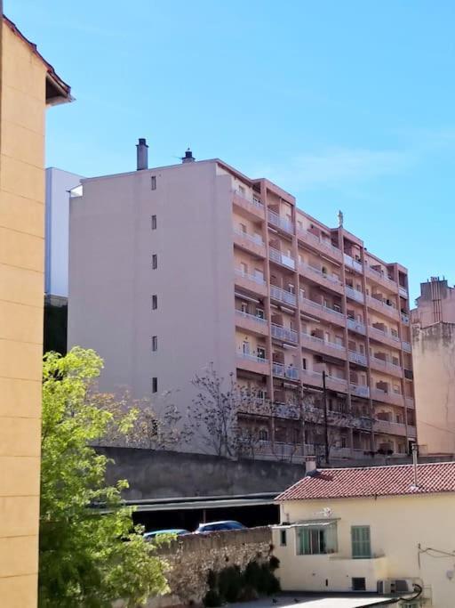 Charmant T3 Coeur De Saint Victor Marseille Exterior photo